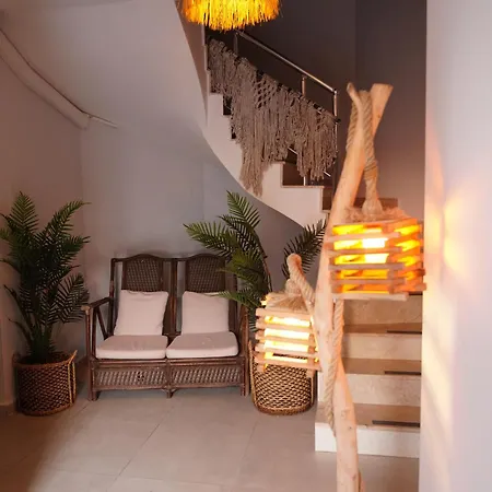 Lara Boutique