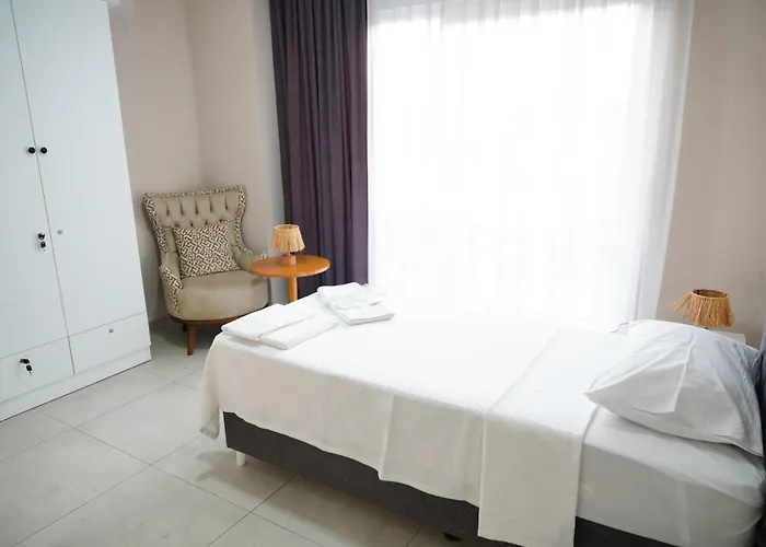 Lara Boutique Hotel *
