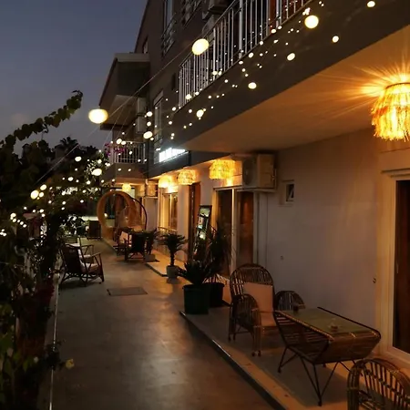 فندق Lara Boutique